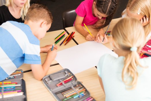 Kinder in der Grundschule