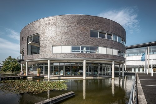 Kreishausrotunde mit großem Sitzungssaal. Foto: Detlef Güthenke